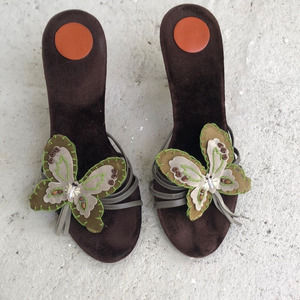 Women’s Brown Suede Butterfly Mule Sandals - Olive & Tan Accent